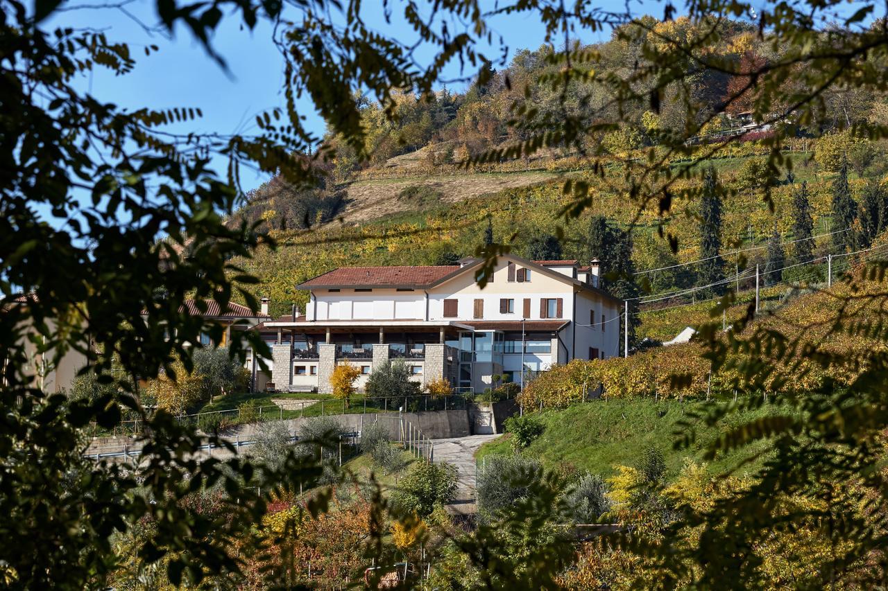 Hotel Ristorante Da Tullio Tarzo エクステリア 写真